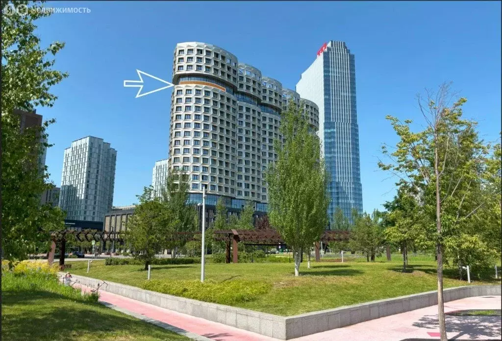 3-комнатная квартира: Москва, бульвар Братьев Весниных, 1 (106 м) - Фото 1