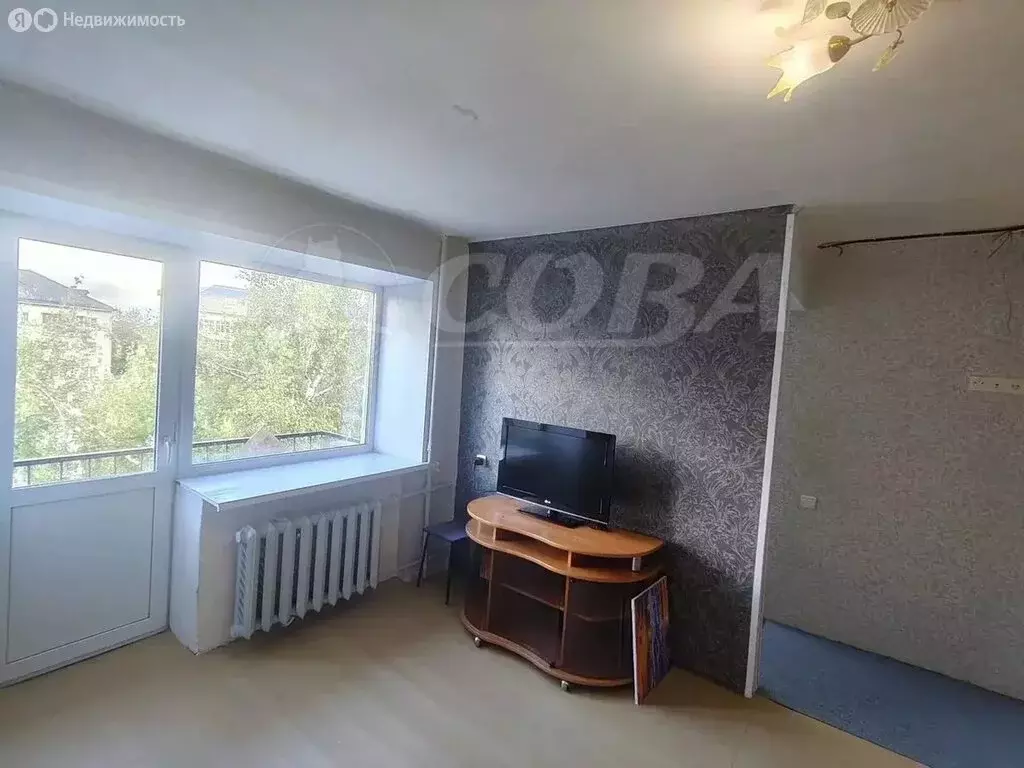1-комнатная квартира: Тюмень, улица Республики, 176 (32.3 м) - Фото 2