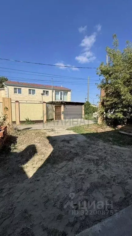 Дом в Ростовская область, Ростов-на-Дону Живописная ул., 66 (190 м) - Фото 1