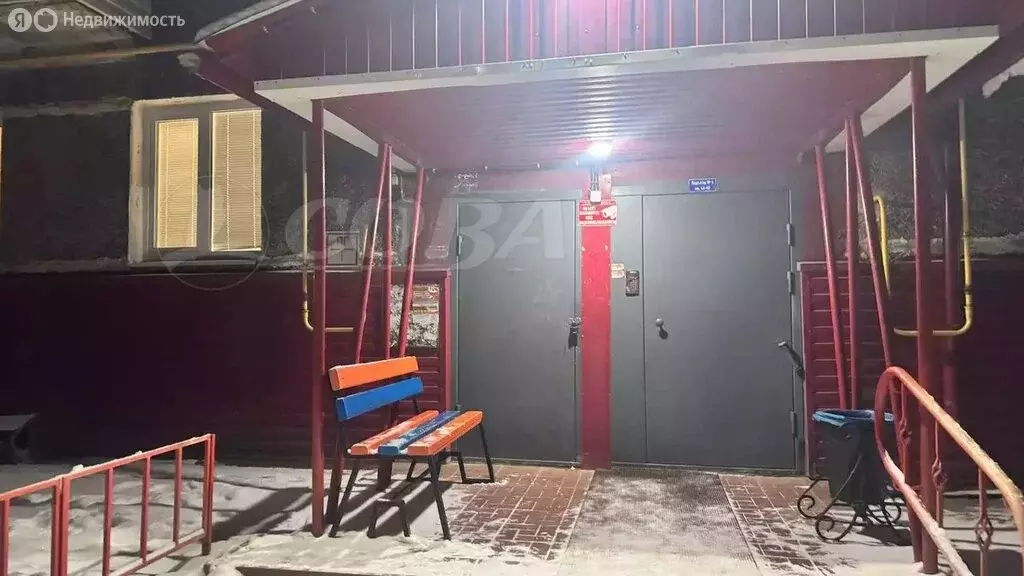 2-комнатная квартира: Тобольск, улица Менделеева, 10 (30 м) - Фото 1