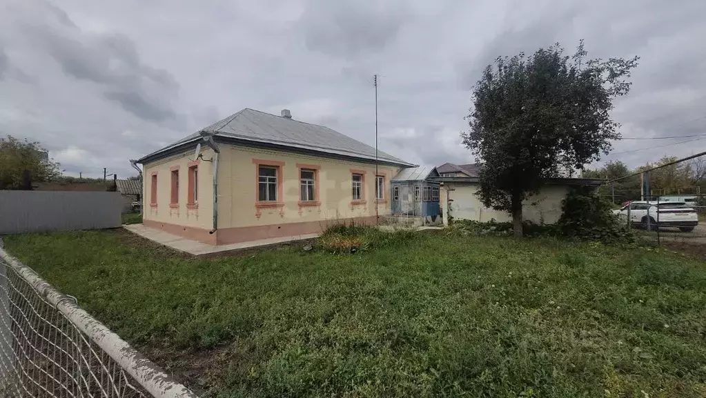 Дом в Курская область, Поселок Горшечное муниципальное образование, ... - Фото 1