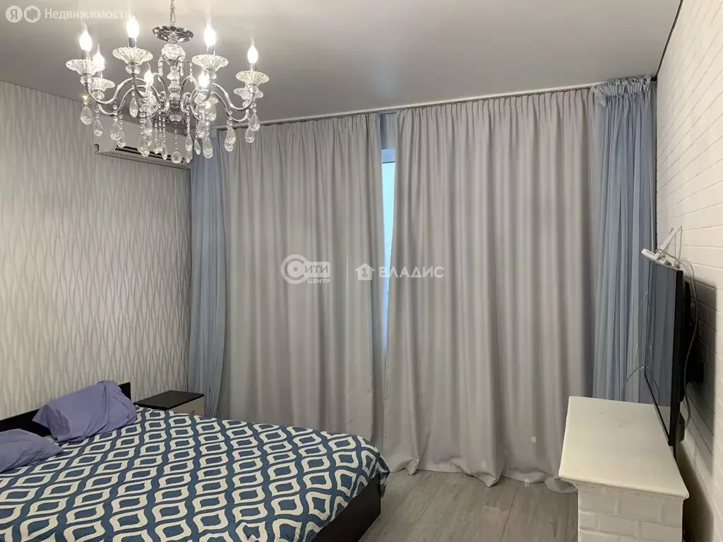 2-комнатная квартира: Воронеж, улица Карла Маркса, 116А (56 м) - Фото 1