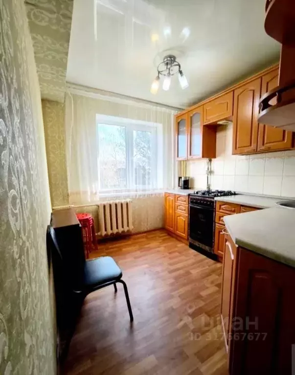4-к кв. Омская область, Омск Заозерный мкр, ул. Глинки, 2 (58.8 м) - Фото 0