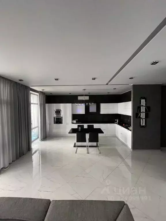 3-к кв. Татарстан, Казань ул. Патриса Лумумбы, 50 (99.9 м) - Фото 1