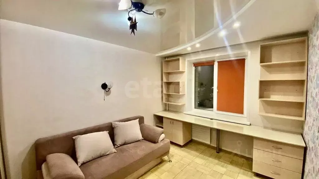 2-к кв. Удмуртия, Ижевск ул. Холмогорова, 18 (49.2 м) - Фото 1