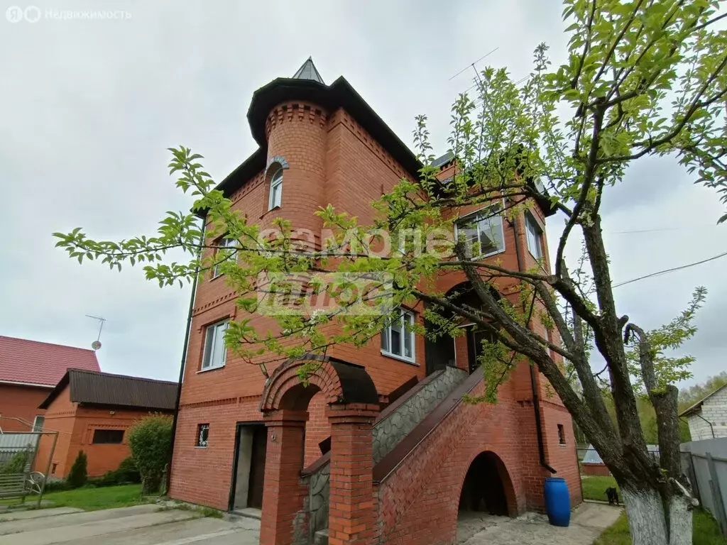 Дом в село Ямкино, Московская улица, 82 (284.7 м) - Фото 0