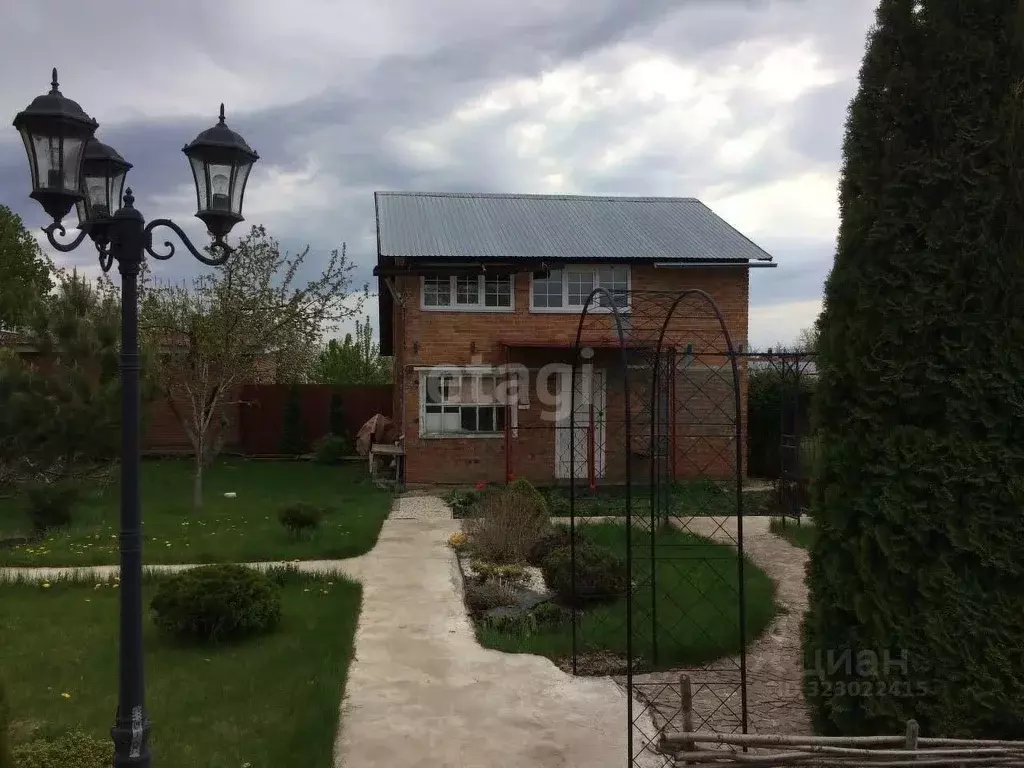 Дом в Самарская область, Ставропольский район, с. Хрящевка, Золотой ... - Фото 1