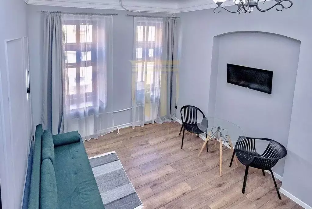 Студия Санкт-Петербург Манежный пер., 15-17 (23.5 м) - Фото 1