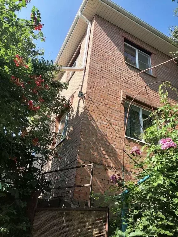 Дом в Ростовская область, Новочеркасск Перовский пер., 2 (155 м) - Фото 1