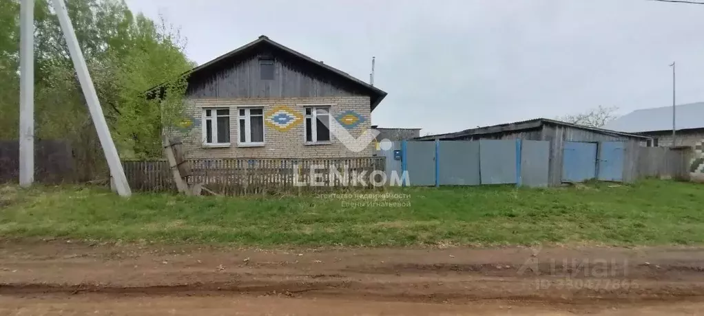 Дом в Удмуртия, Вавожский район, с. Волипельга Южная ул., 10 (55 м) - Фото 1