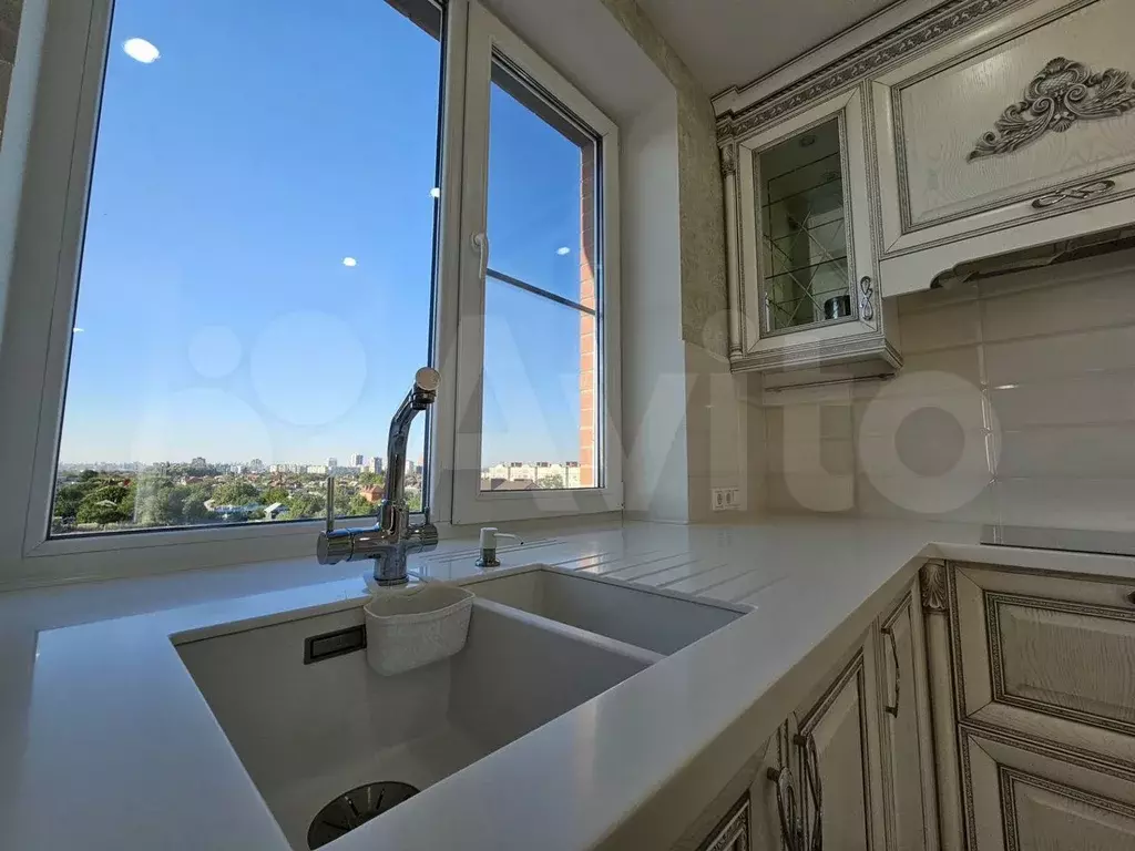 3-к. квартира, 85 м, 7/16 эт. - Фото 1