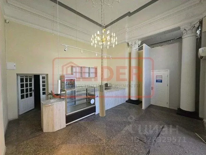 Торговая площадь в Севастополь ул. Розы Люксембург, 52 (40 м) - Фото 2