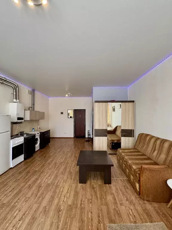 Студия Калужская область, Малоярославец ул. Медвежья поляна, 1к2 (40.0 ... - Фото 1