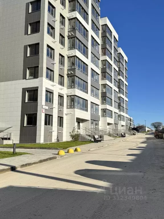 Склад в Севастополь ул. Токарева, 18Дк3 (9 м) - Фото 1