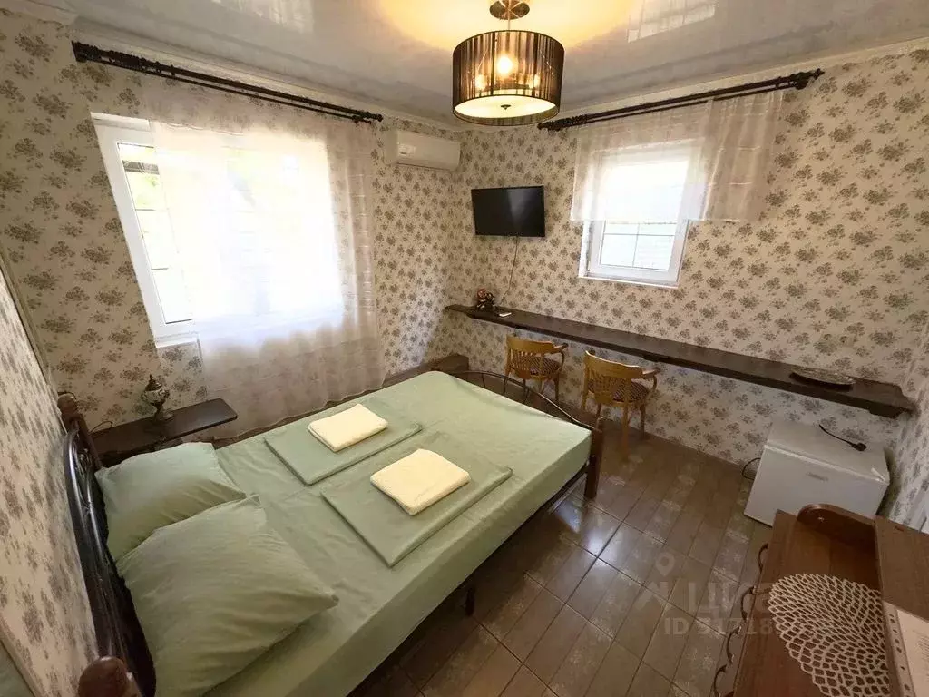Комната Краснодарский край, Геленджик ул. Красных Партизан, 33А - Фото 0