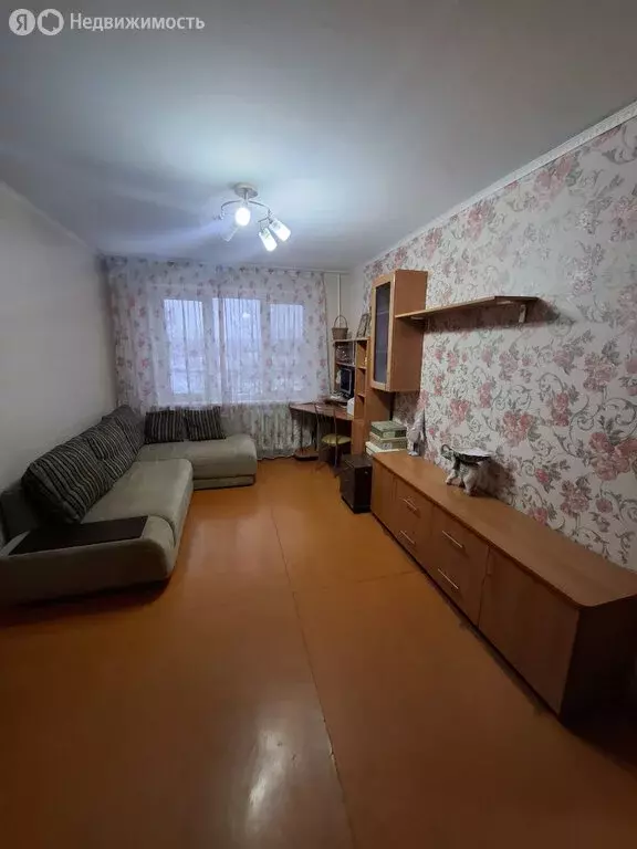 3-комнатная квартира: Туймазы, улица 70 лет Октября, 11 (57.3 м) - Фото 1