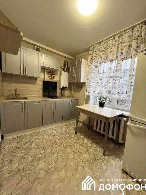 2-к кв. Омская область, Омск ул. 3-я Островская, 168 (44.9 м) - Фото 1