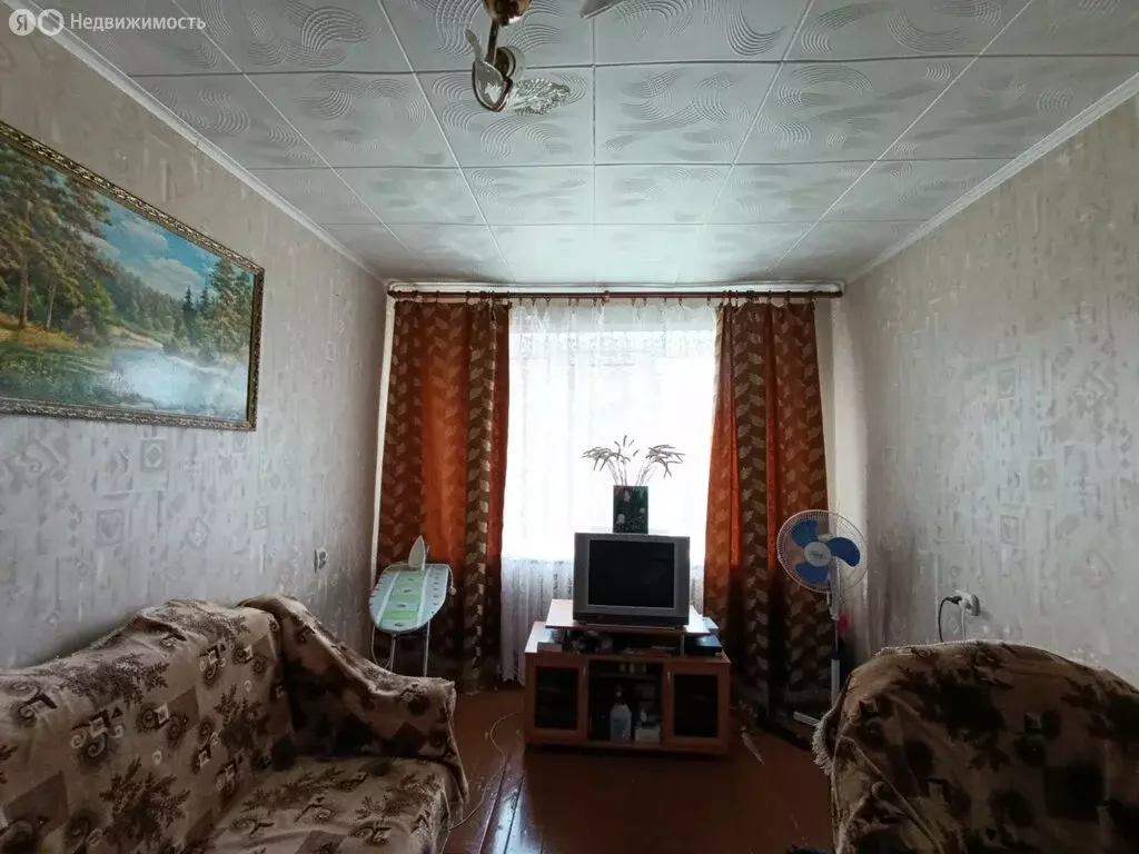2-комнатная квартира: посёлок Речица, улица 70 лет Октября, 16 (43 м) - Фото 1