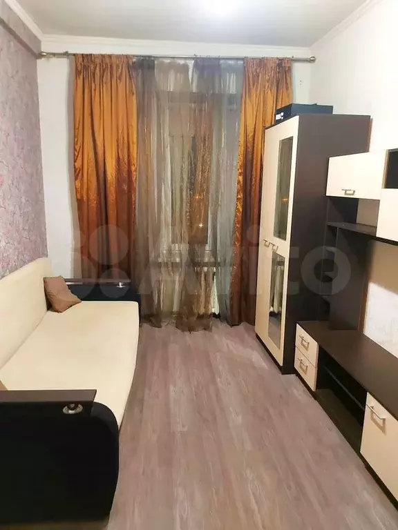 Комната 13,8 м в 4-к., 4/5 эт. - Фото 0