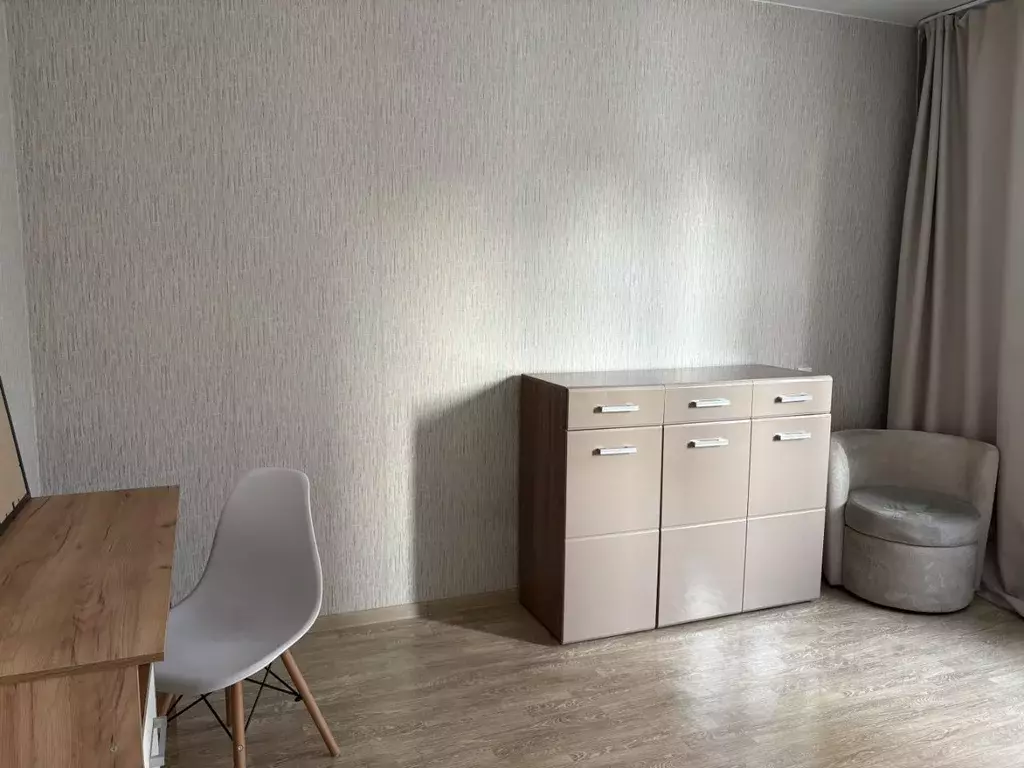 1-к кв. Красноярский край, Красноярск Лесопарковая ул., 9 (42.0 м) - Фото 1