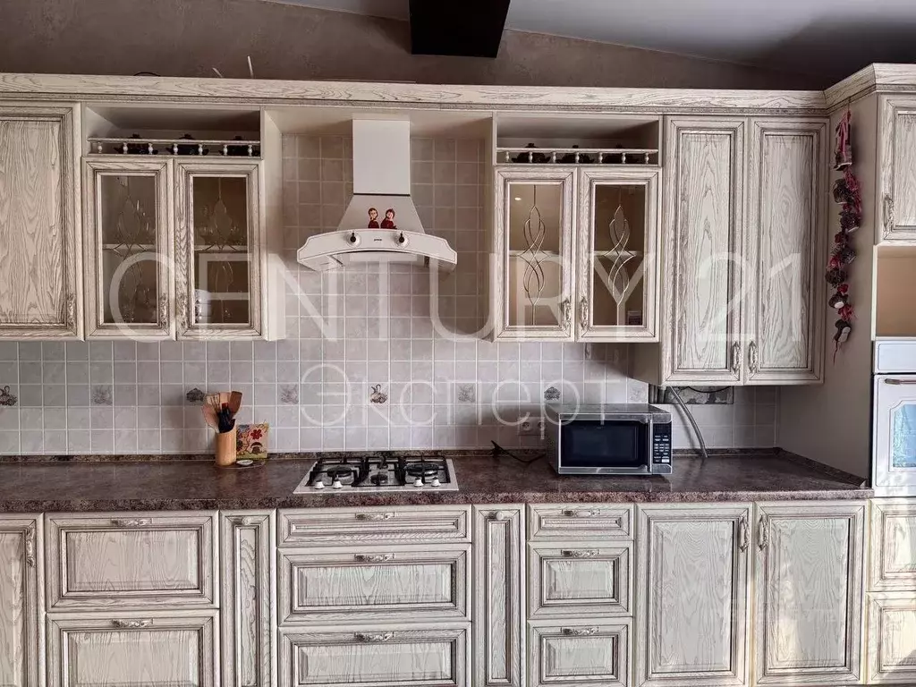 3-к кв. Калининградская область, Светлогорский городской округ, пос. ... - Фото 1