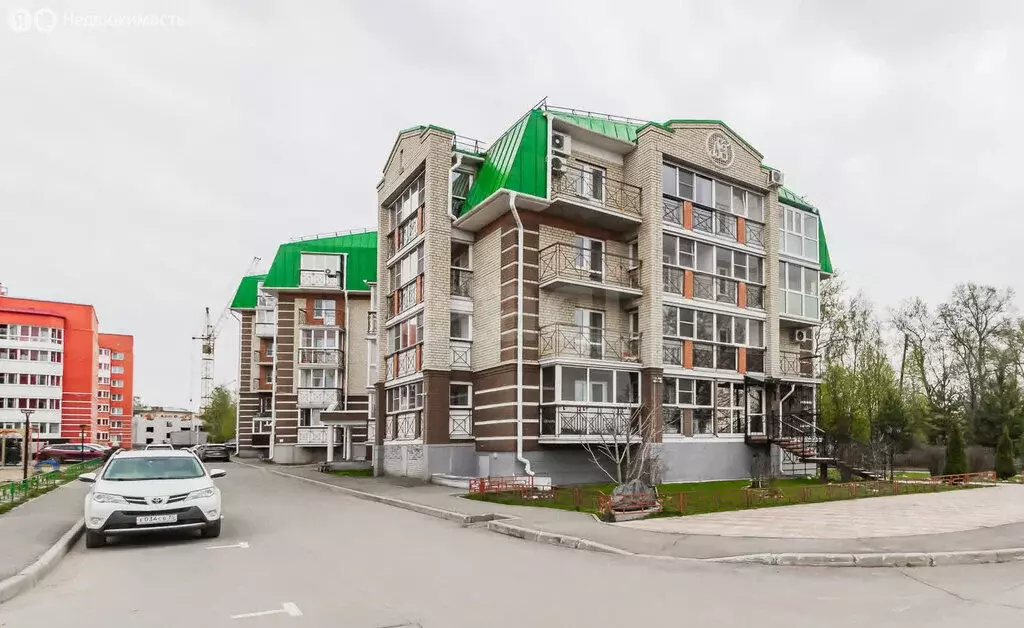 3-комнатная квартира: Вологда, набережная 6-й Армии, 25 (87 м) - Фото 1