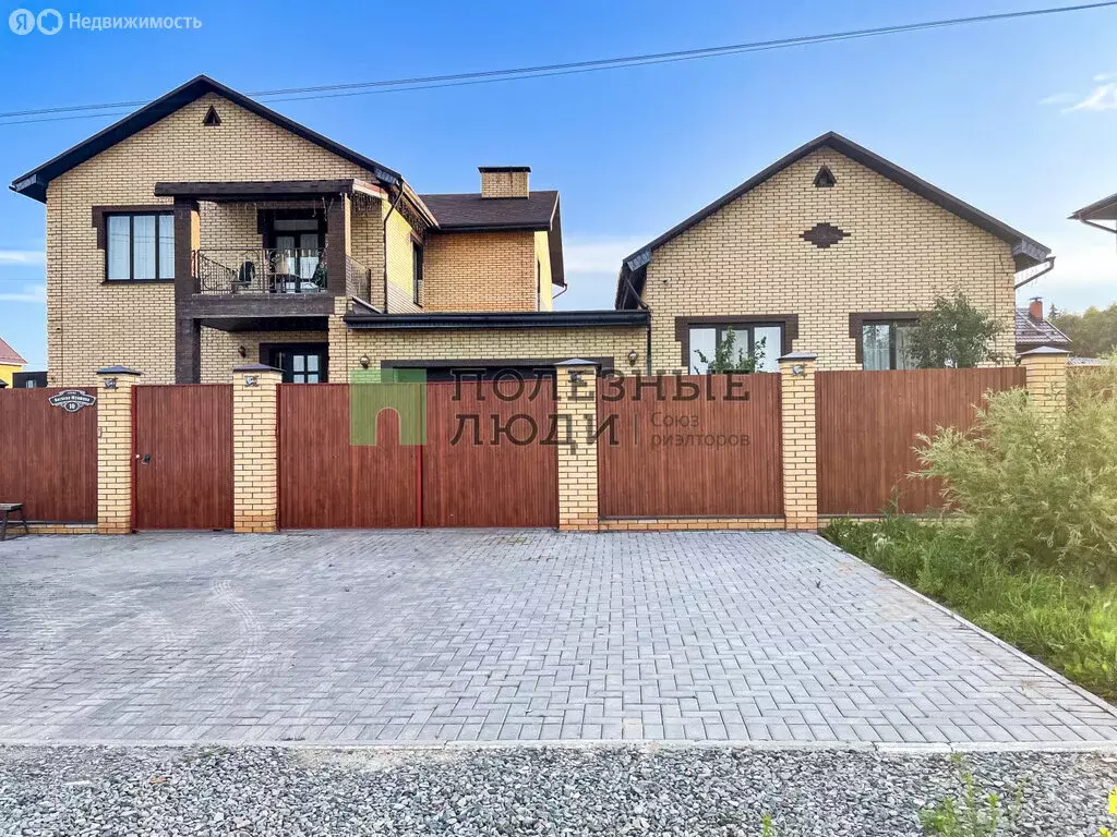 Дом в Ижевск, улица Василия Шукшина, 10 (380 м) - Фото 1