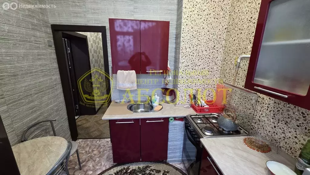 3-комнатная квартира: Ревда, улица Ленина, 20 (61.6 м) - Фото 1