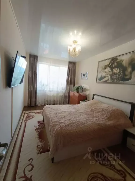 2-к кв. Краснодарский край, Горячий Ключ ул. Ярославского, 100б (64.2 ... - Фото 0
