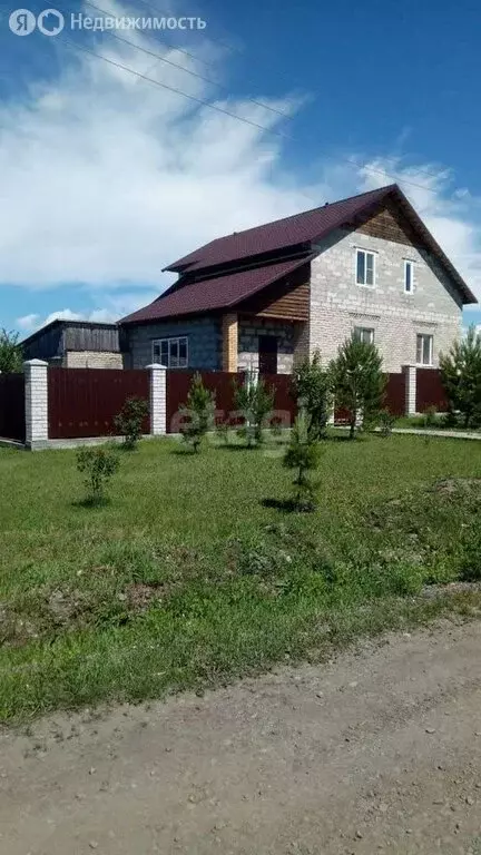 Дом в Барнаул, Индустриальный район (250 м) - Фото 0