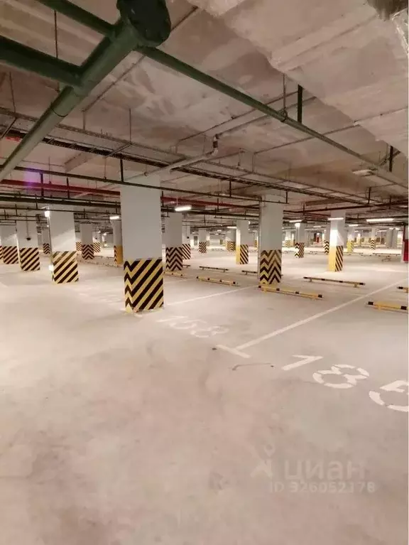 Гараж в Московская область, Ленинский городской округ, пос. Битца ... - Фото 1