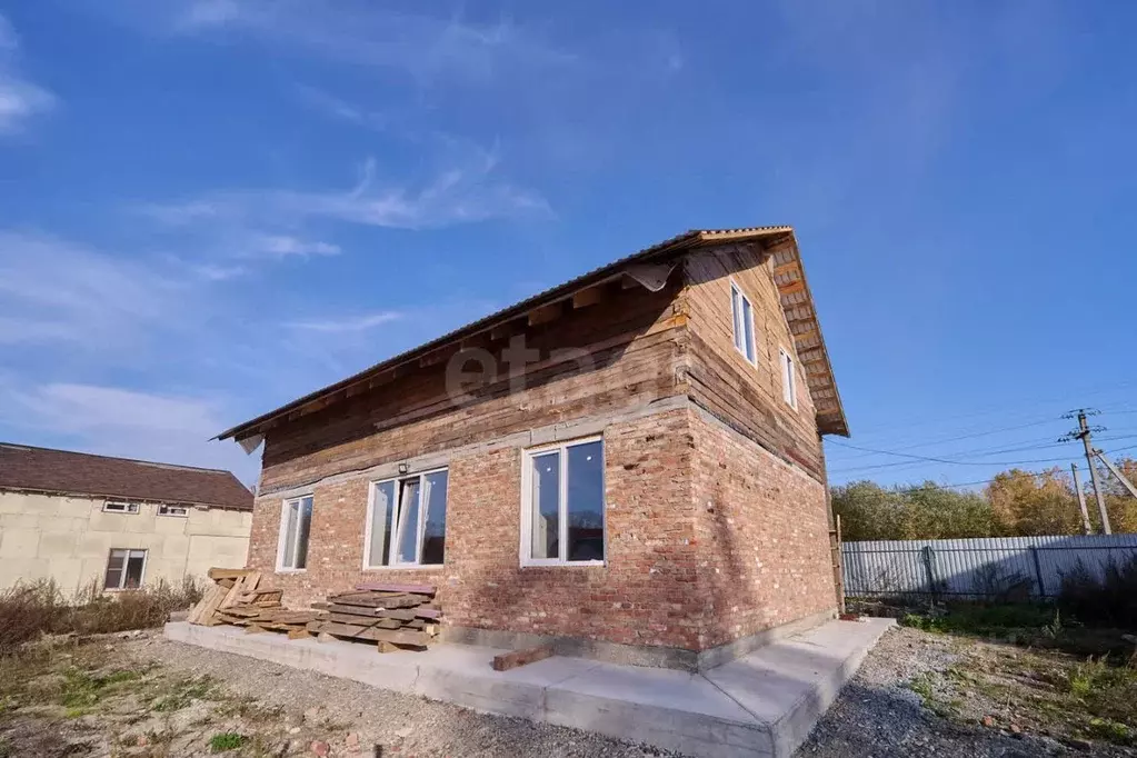 Дом в Кемеровская область, Кемерово ул. Пархоменко (171 м) - Фото 1