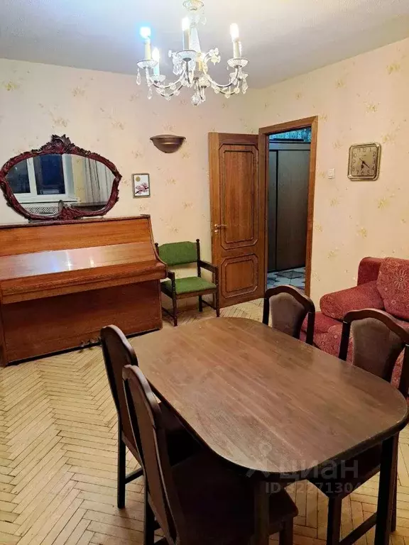 2-к кв. Санкт-Петербург, Санкт-Петербург, Петергоф ул. Халтурина, 5 ... - Фото 1