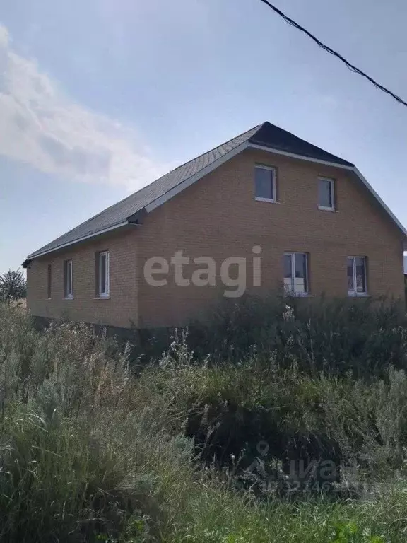 Дом в Липецкая область, Грязинский район, Казинский сельсовет, с. ... - Фото 2