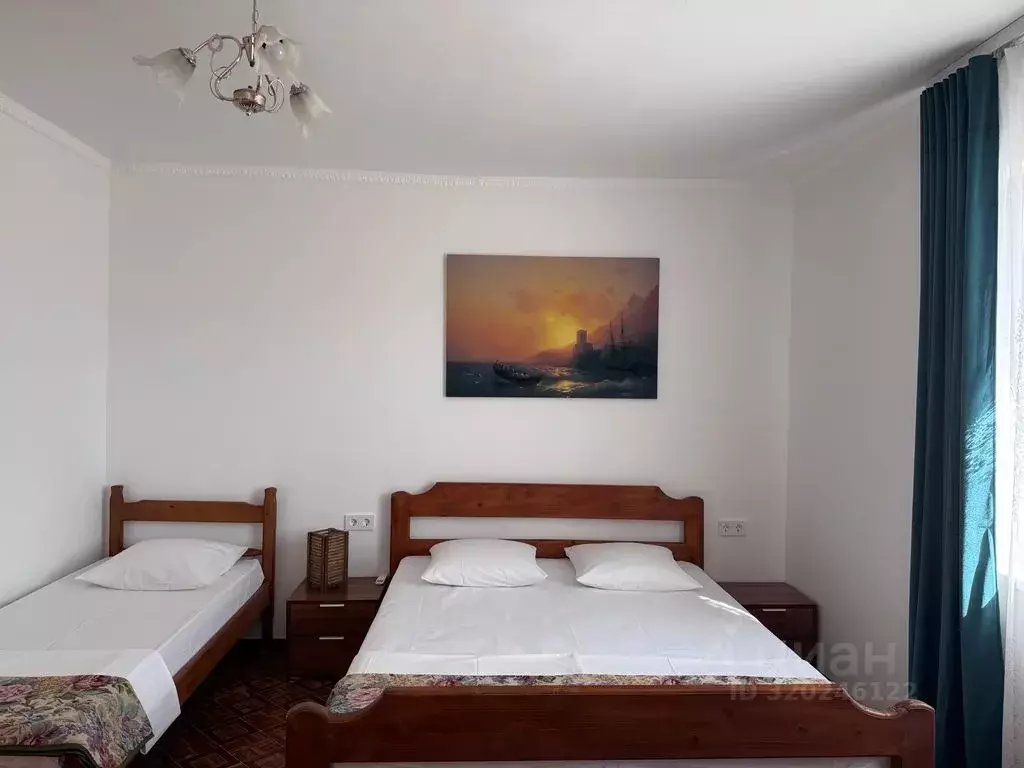 Комната Крым, Судак ул. Таврическая, 73 - Фото 1