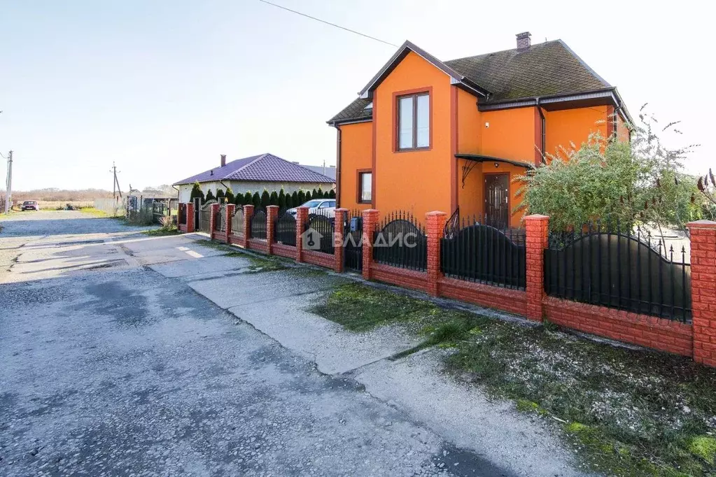 Дом в Калининградская область, Гурьевский муниципальный округ, пос. ... - Фото 2