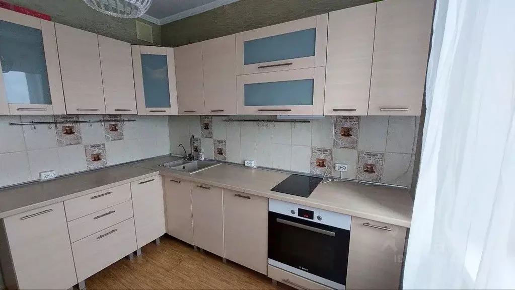 2-к кв. Челябинская область, Челябинск ул. Кузнецова, 6 (56.0 м) - Фото 1