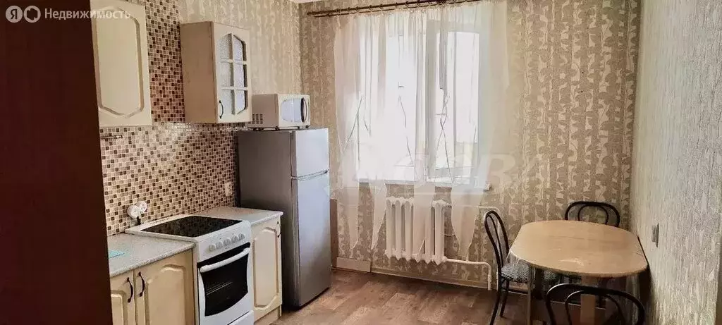1-комнатная квартира: Тюмень, улица Карла Маркса, 8 (37.2 м) - Фото 2