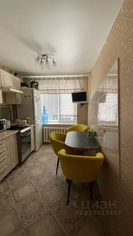 3-к кв. Курганская область, Курган Заозерный жилрайон, 1-й мкр, 11 ... - Фото 1