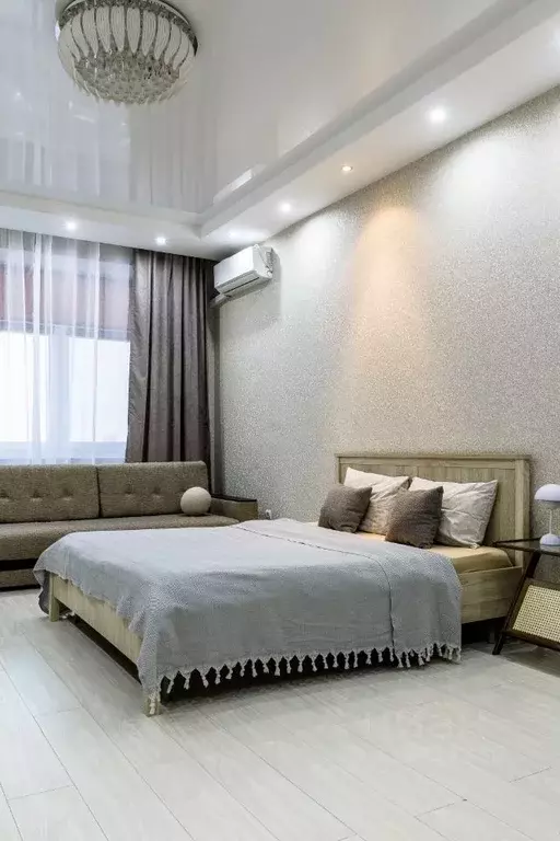 1-к кв. Тюменская область, Тюмень ул. Малыгина, 90 (64.0 м) - Фото 1
