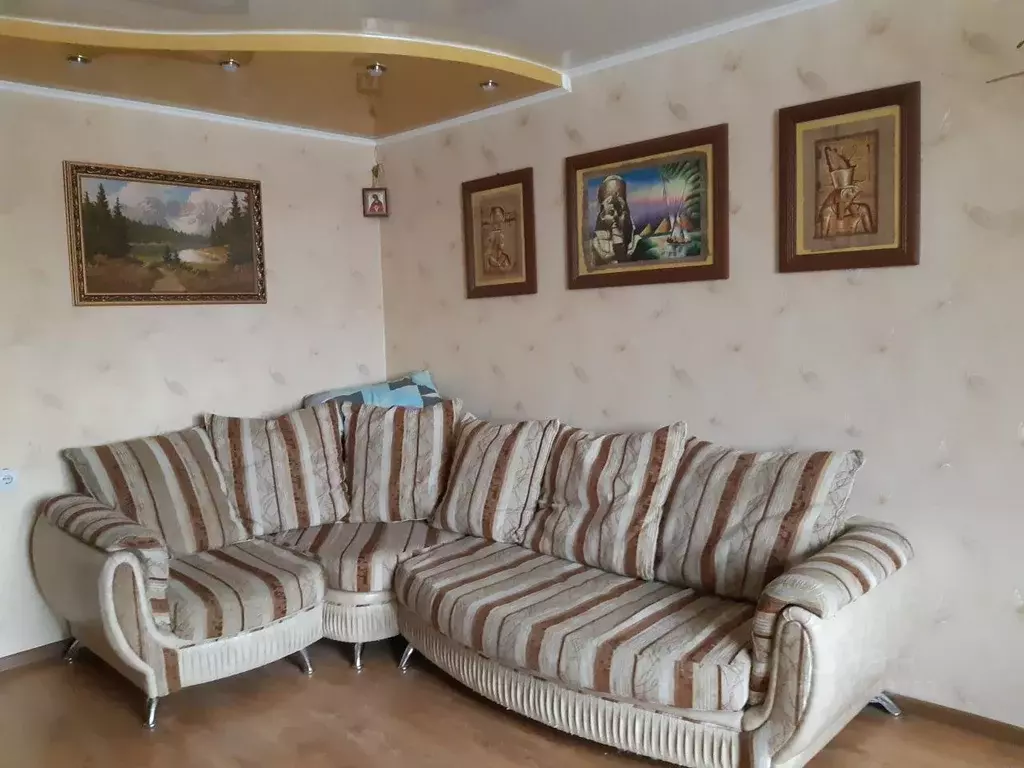 2-к кв. Белгородская область, Белгород Почтовая ул., 72 (55.0 м) - Фото 0