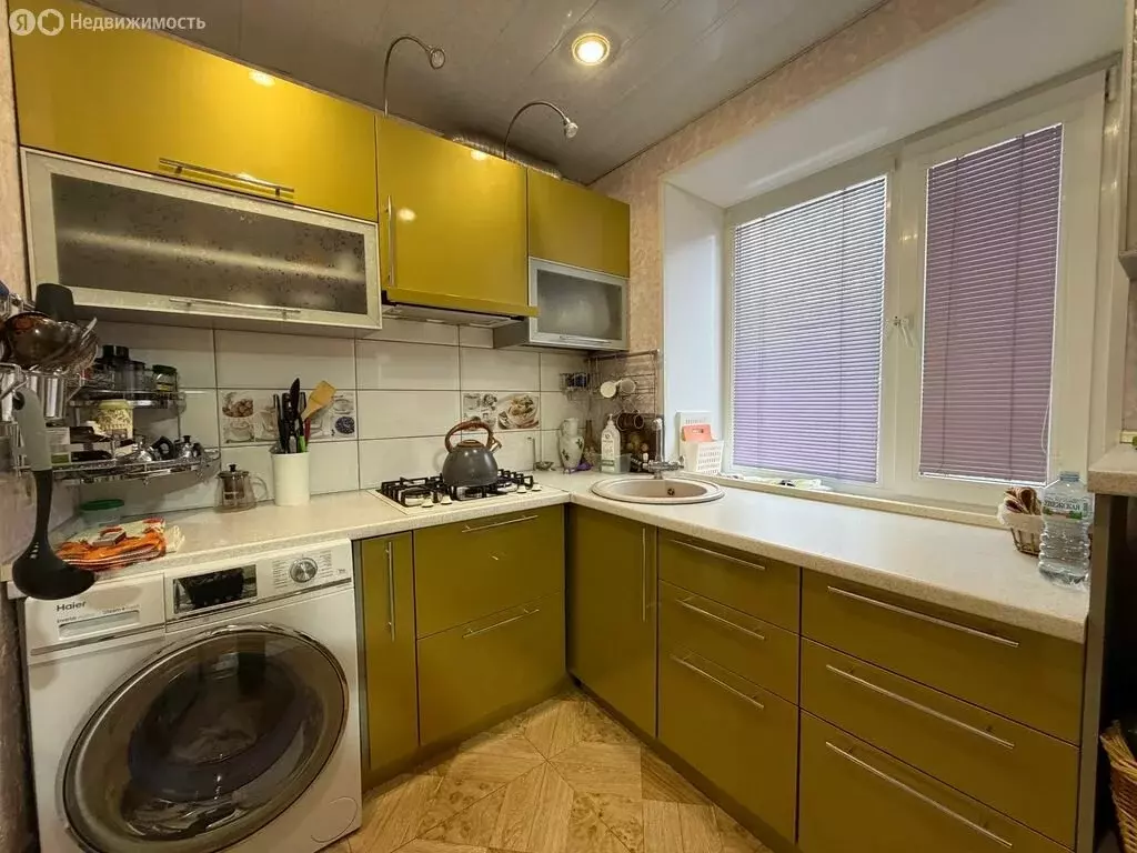 3-комнатная квартира: Кимры, улица 60 лет Октября, 18 (63.2 м) - Фото 2