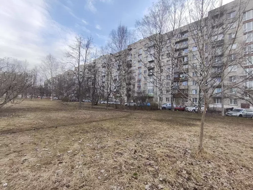 3-к кв. Санкт-Петербург ул. Демьяна Бедного, 26к3 (69.0 м) - Фото 0