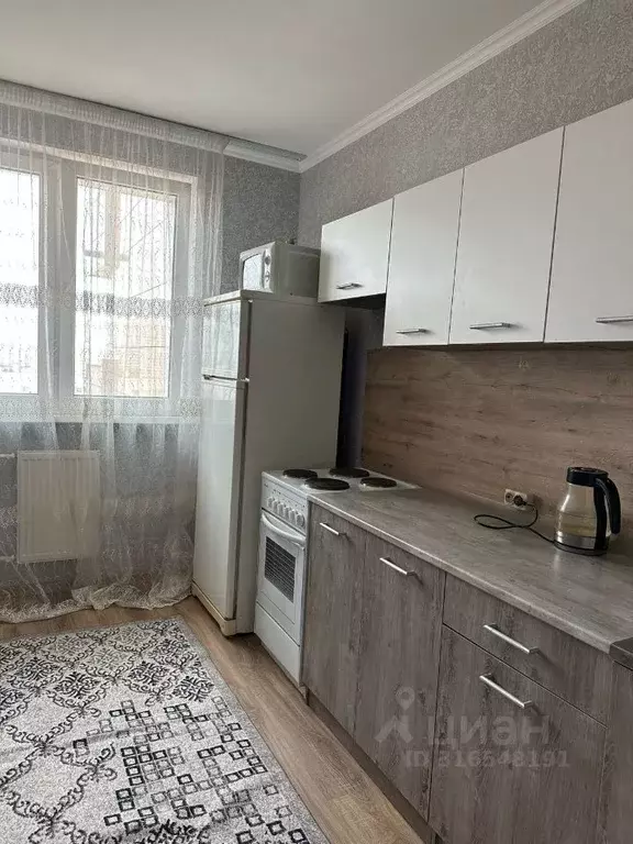3-к кв. Москва Славянский бул., 9к6 (70.0 м) - Фото 0
