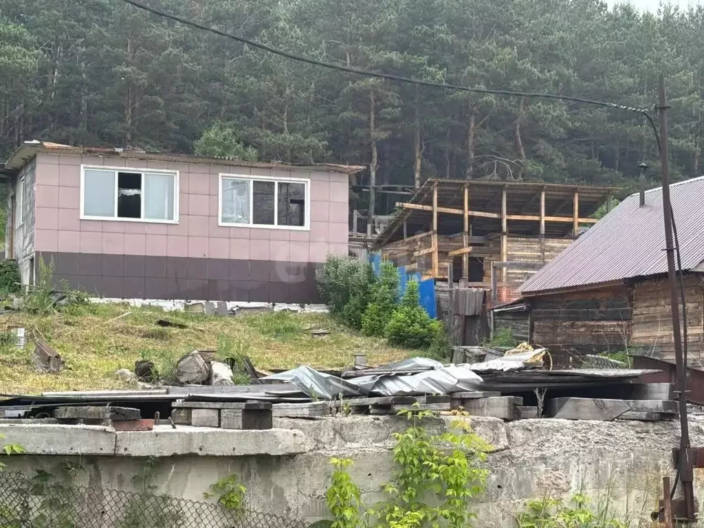 Дом в Кемеровская область, Новокузнецк Богатырская ул., 42 (105 м) - Фото 1