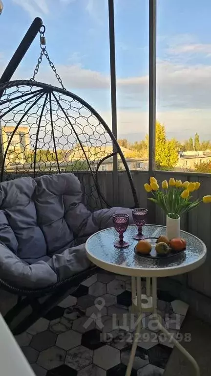 2-к кв. Волгоградская область, Котельниково Октябрьская ул., 38А (68.0 ... - Фото 1