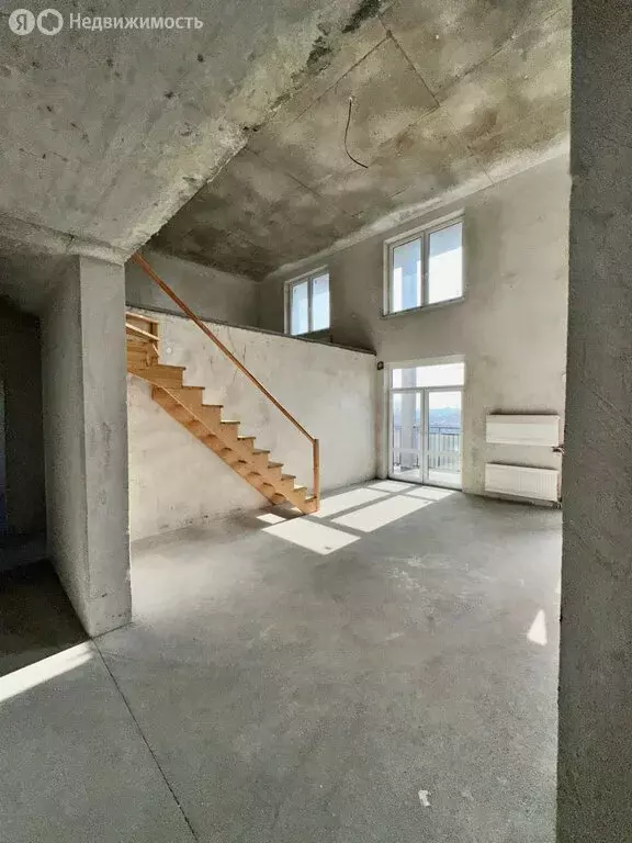 4-комнатная квартира: Калининград, Воздушный переулок, 1 (166 м) - Фото 2