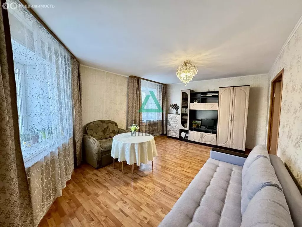 2-комнатная квартира: Уфа, улица Юрия Гагарина, 26/2 (65 м) - Фото 1