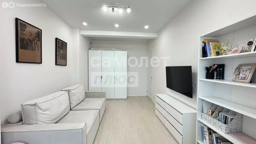 3-комнатная квартира: Москва, Усачёва улица, 29к7 (67.5 м) - Фото 1