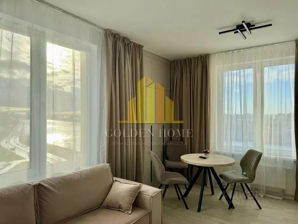 1-к кв. Санкт-Петербург Октябрьская наб., 40 (44.35 м) - Фото 1